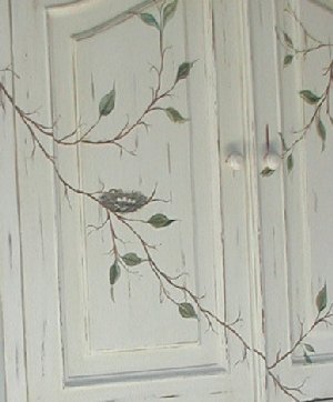 Hand Painted Birds Nest Design