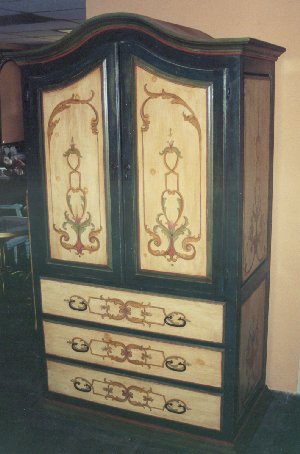 TV Armoire