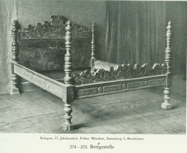 17th century Italian Renaissance bed